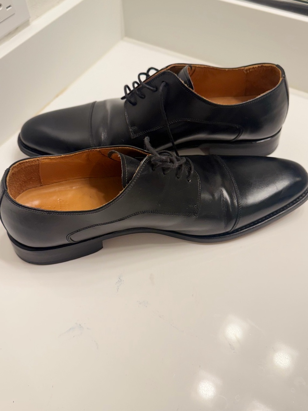 Finsbury Italy shoe Classic Black Leather Cap-Toe Derby Shoes - Men's - Picture 10 of 13